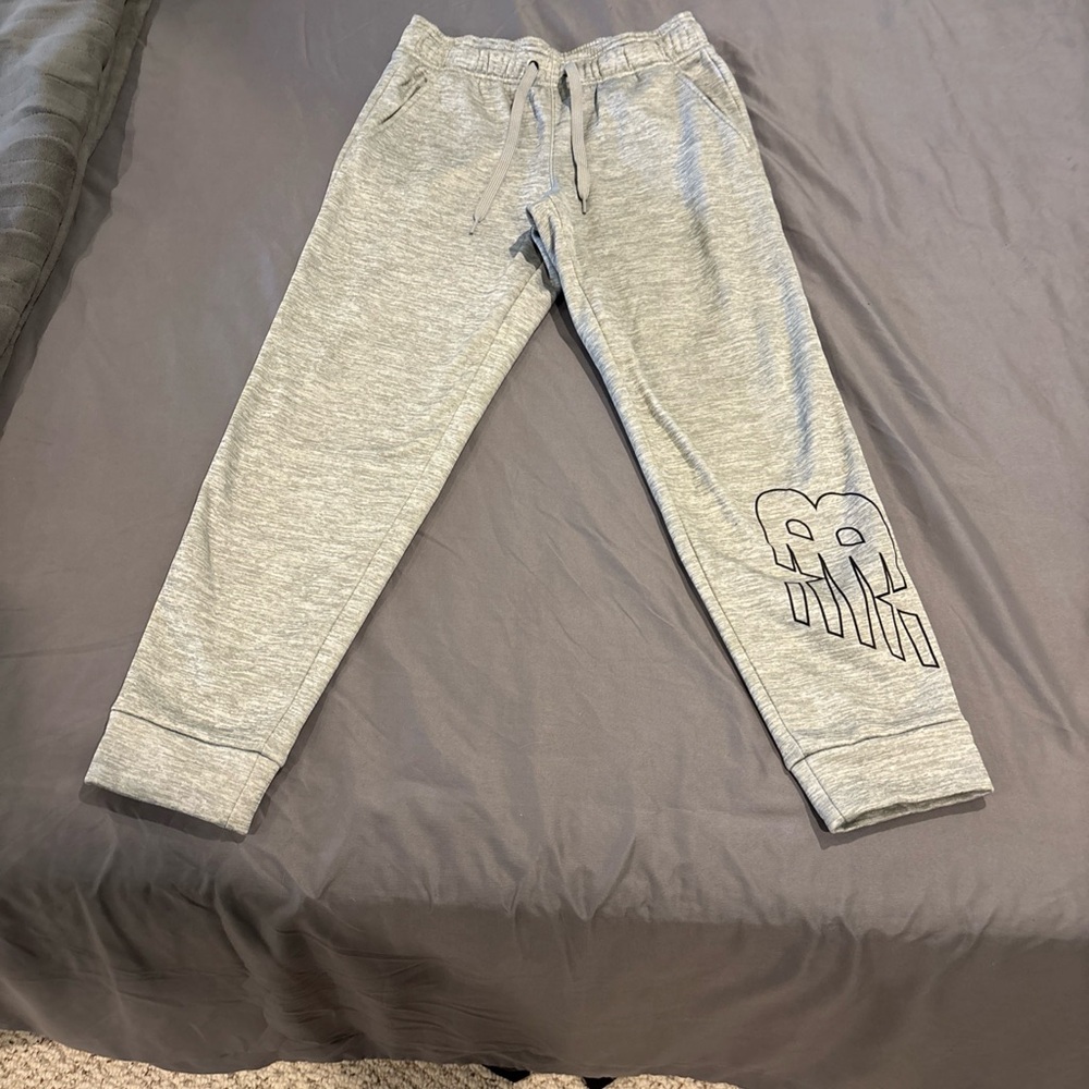 Youth New Balance Gray Sweatpants Relaxed Fit Elastic Waistband